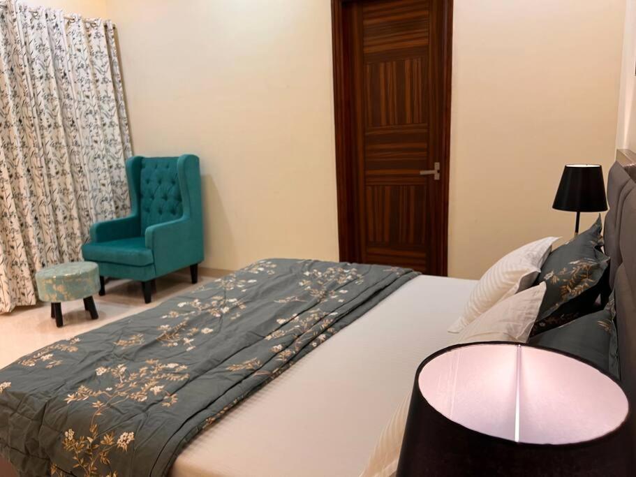 5Bhk Home Away From Home At Ranjit Avenue อัมริตสา ภายนอก รูปภาพ