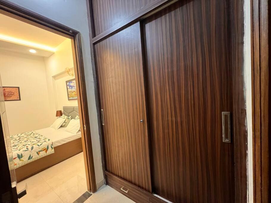 5Bhk Home Away From Home At Ranjit Avenue อัมริตสา ภายนอก รูปภาพ