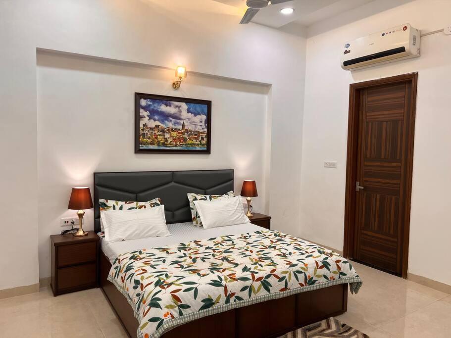 5Bhk Home Away From Home At Ranjit Avenue อัมริตสา ภายนอก รูปภาพ