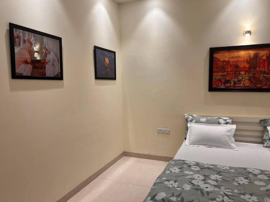 5Bhk Home Away From Home At Ranjit Avenue อัมริตสา ภายนอก รูปภาพ